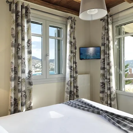 Plagia Villas 度假居 Syros Island